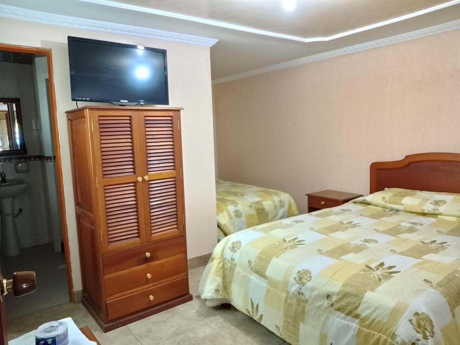 Hotel El Dorado Ґуатавіта Екстер'єр фото