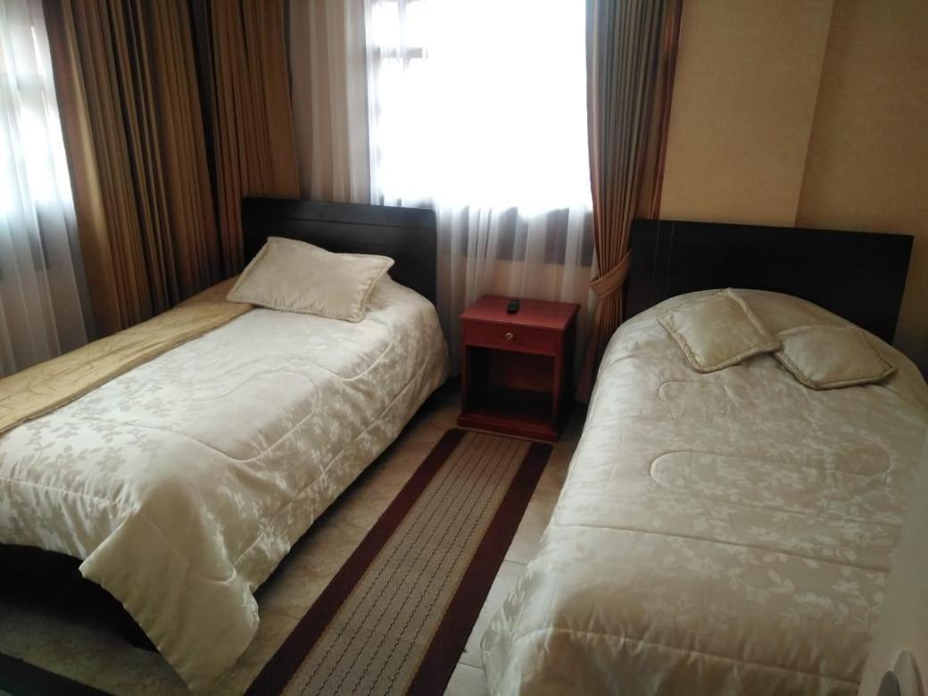 Hotel El Dorado Ґуатавіта Екстер'єр фото
